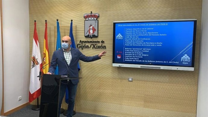 Archivo - Jesús Martínez Salvador, portavoz de Foro Gijón