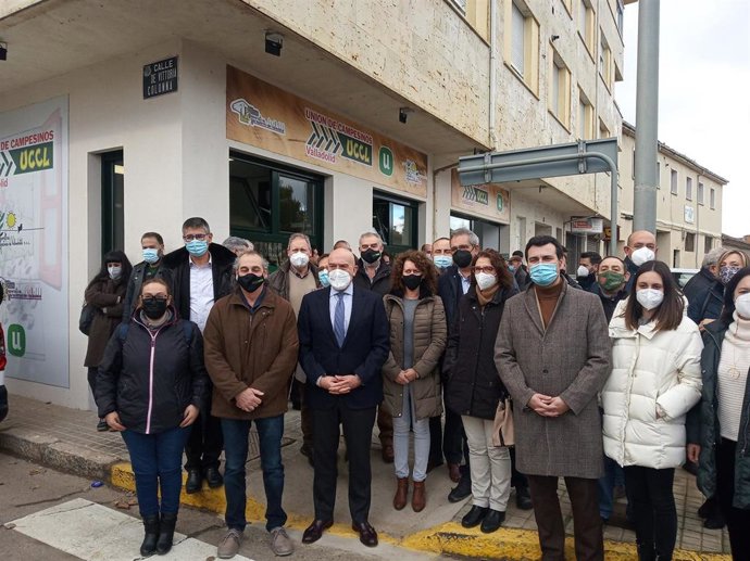 Acto de inauguración en Medina de Rioseco de las nuevas instalaciones de UCCL.