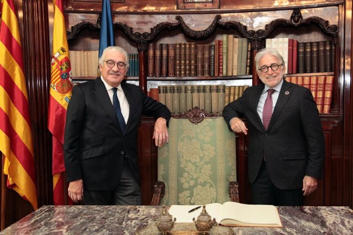 El consejero delegado de Endesa, José D. Bogas, y el presidente de Foment del Treball, Josep Sánchez Llibre