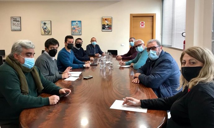 Reunión sobre la base de Morón