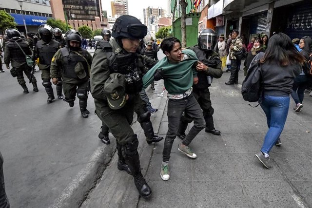 Archivo - Los 'cívicos' en Santa Cruz en unas protestas en Bolivia.