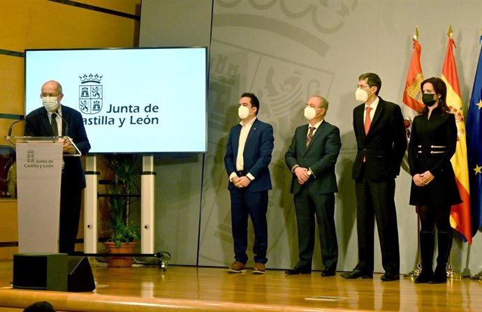 Igea interviene en la toma de posesión de Enrique Rivero como nuevo director general de Transparencia.