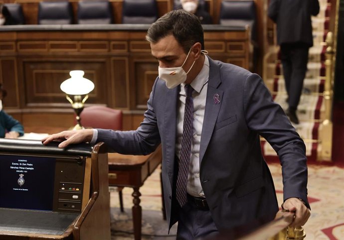 El presidente del Gobierno, Pedro Sánchez, a su llegada a una sesión plenaria en el Congreso 