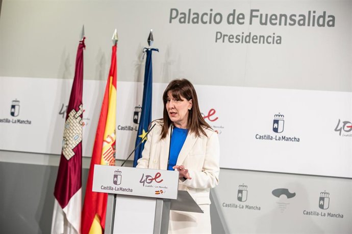 La consejera de Igualdad y portavoz del Gobierno regional, Blanca Fernández, comparece en rueda de prensa en el Palacio de Fuensalida para informar sobre los acuerdos del Consejo de Gobierno