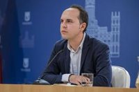 El Grupo Mixto sigue tendiendo la mano a Almeida y no entiende "que se empeñe en mirar únicamente a su extrema derecha"