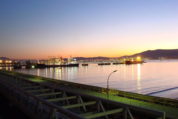 Archivo - Cádiz.- Cepsa renueva la certificación de calidad de la terminal marítima de la Refinería Gibraltar-San Roque