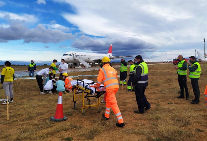 El aeropuerto de Castellón realiza un simulacro de accidente aéreo