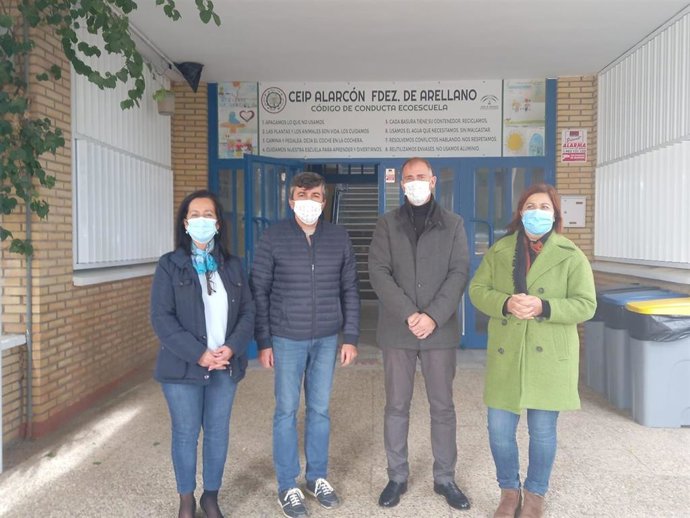 Antonio Jiménez visita el CEIP de Palomares, en Cuevas del Almanzora (Almería)