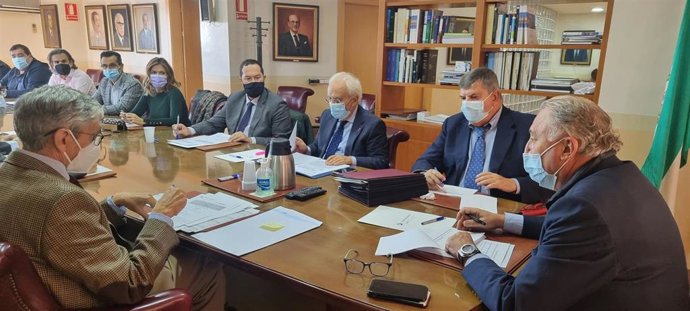 Caicedo preside el consejo de administración de la Autoridad Portuaria de Almería