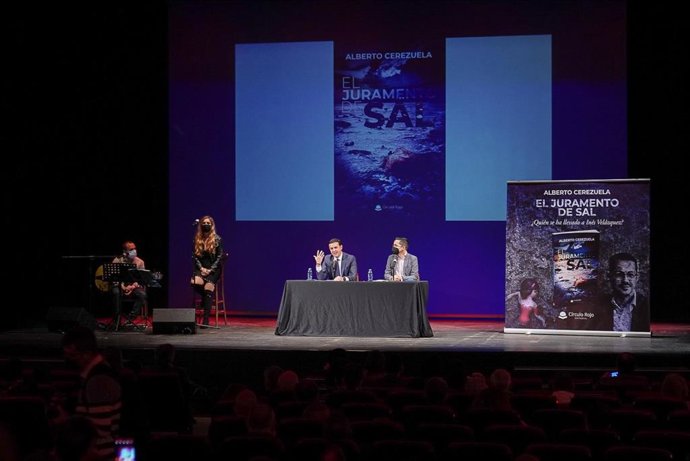 Presentación de la novela 'El Juramento de sal' de Alberto Cerezuela
