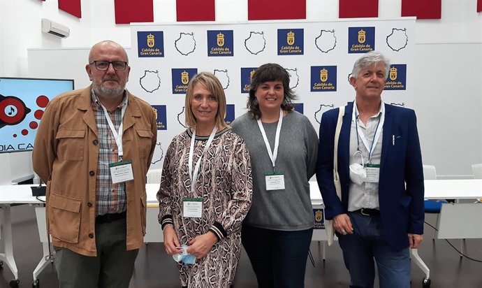 Cuatro miembros de los grupos parlamentarios que conforman el Intergrupo Parlamentario 'Pau i llibertat per al Shara' participan en la 45 EUCOCO