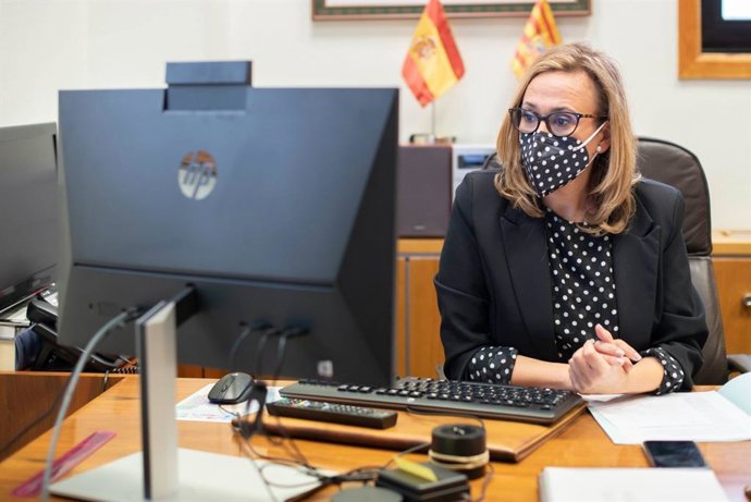 Mayte Pérez cree que con la cohesión territorial "ganamos todos, tanto el medio rural como el urbano".