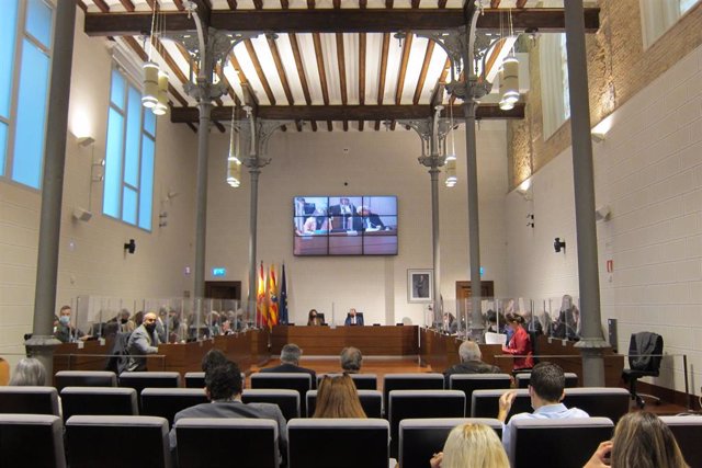 Salón de plenos de la Diputación de Zaragoza.