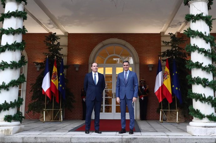 El presidente del Gobierno, Pedro Sánchez, y el primer ministro francés, Jean Castex