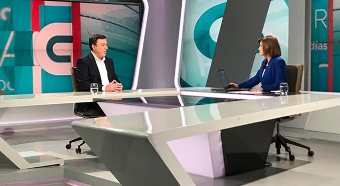El secretario xeral del PSdeG, Valentín González Formoso, en una entrevista en la TVG