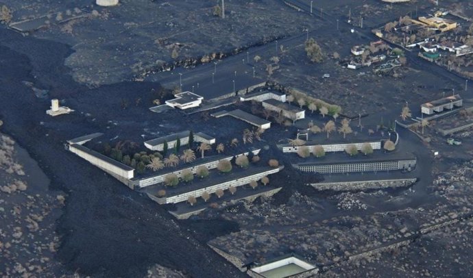 Archivo - Cementerio de Las Manchas sepultado por la colada de lava del volcán de La Palma