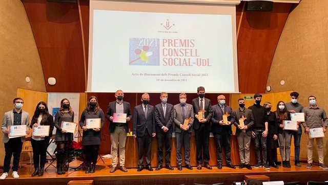 Foto de famlia de los premios del Consejo Social de la Universidad de Lleida