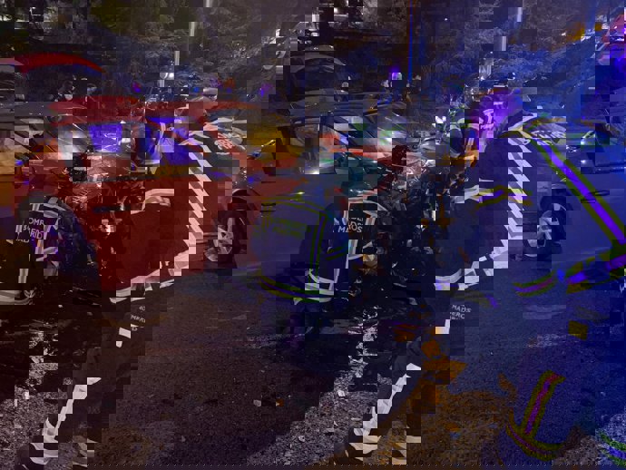 Al menos siete heridos leves en un accidente frontal con un vehículo kamikaze en la A-6 cerca de Moncloa