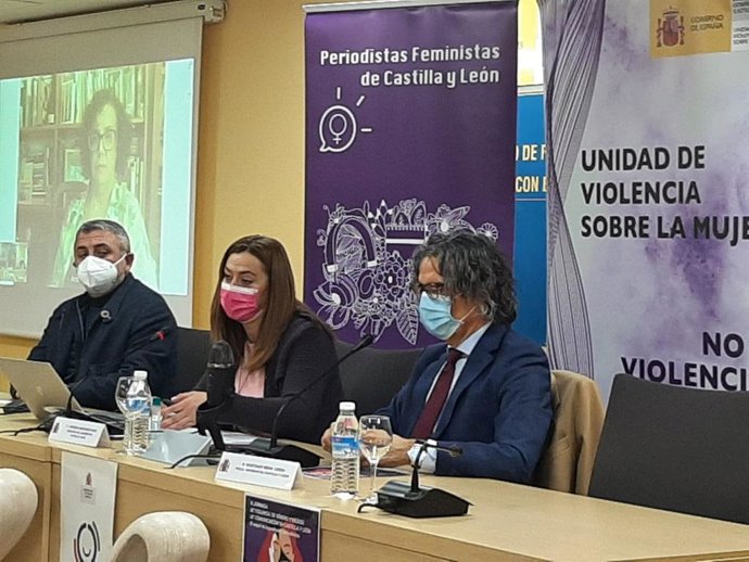 El subdelegado del Gobierno, Pedro de la Fuente; la delegada del Gobierno, Virginia Barcones, y el fiscal superior de Castilla y León, Santiago Mena.