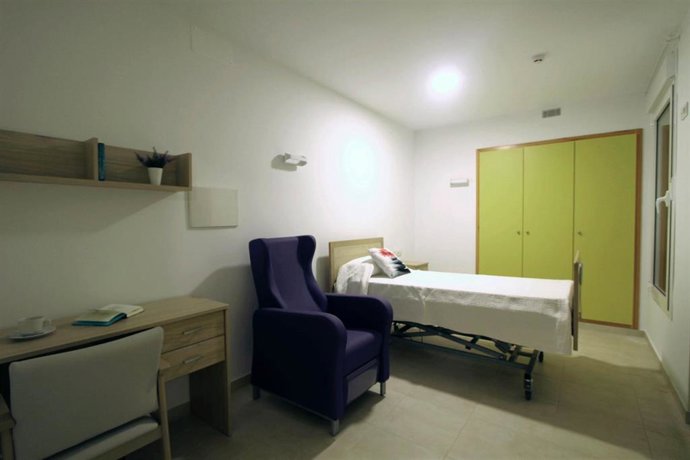 Una habitación de la residencia de Ferreries.