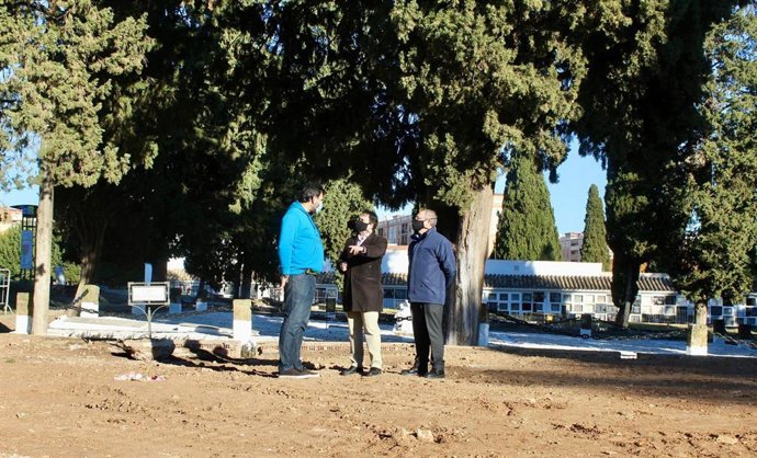 Cecosam localiza en el Cementerio de la Salud "lo que podría ser" la gran fosa de 1936