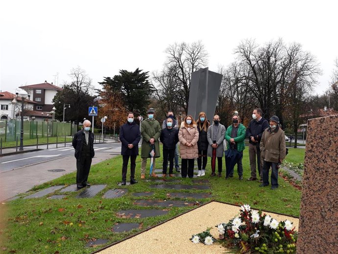El PP vasco recuerda en Irun a José Luis Caso, en el 24 aniversario de su asesinato por ETA