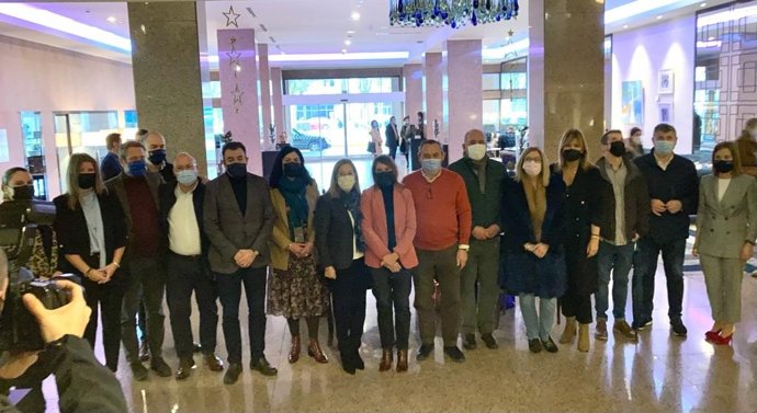 Trobada sobre educació organitzat pel PP de Lugo en el qual van participar Ana Pastor, Román Rodríguez, Rocío Lucas Navas i  Miguel Tellado, entre uns altres