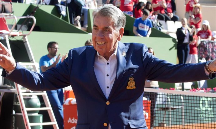 Archivo - Manolo Santana