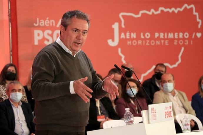 Juan Espadas durante su intervención en la clausura del Congreso Provincial de Jaén