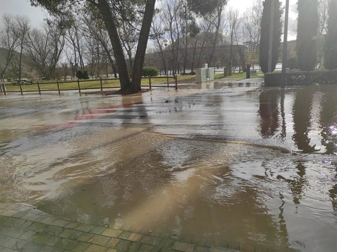 Carretera inundada en Logroño