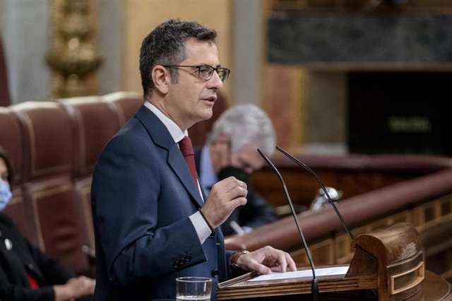El Gobierno anuncia que aprobará la candidatura de Málaga como sede para la Expo 2027 El ministro de la Presidencia, Relaciones con las Cortes y Memoria Democrática, Félix Bolaños, interviene en una sesión plenaria, en el Congreso de los Diputados, a 2 de diciembre de 2021, en Madrid (España).
