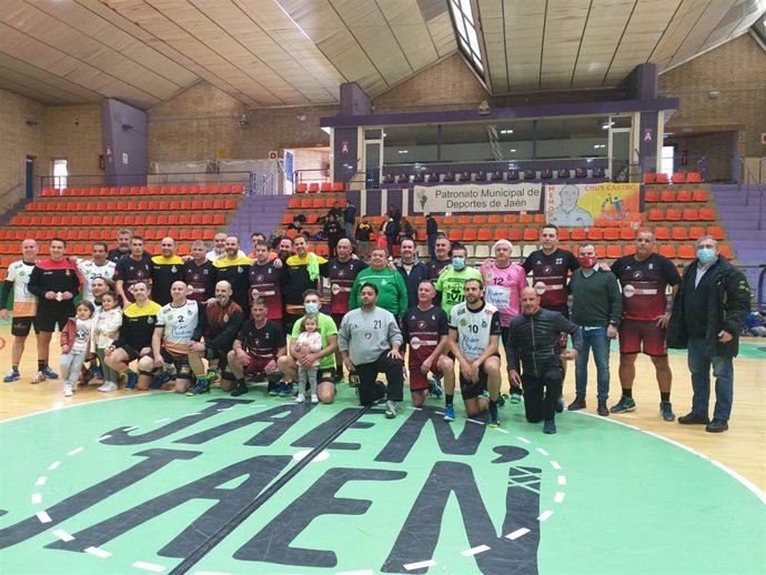 Jaén acoge el 'II Torneo Internacional de Balonmano Veterano. VII Memorial Chus Castro'