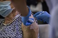 Andalucía administra 178.000 vacunas del Covid en la última semana, 153.000 de ellas para terceras dosis