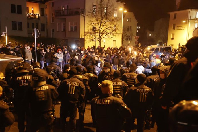 Protestas contra las restricciones impuestas por el coronavirus en Greiz, Alemania