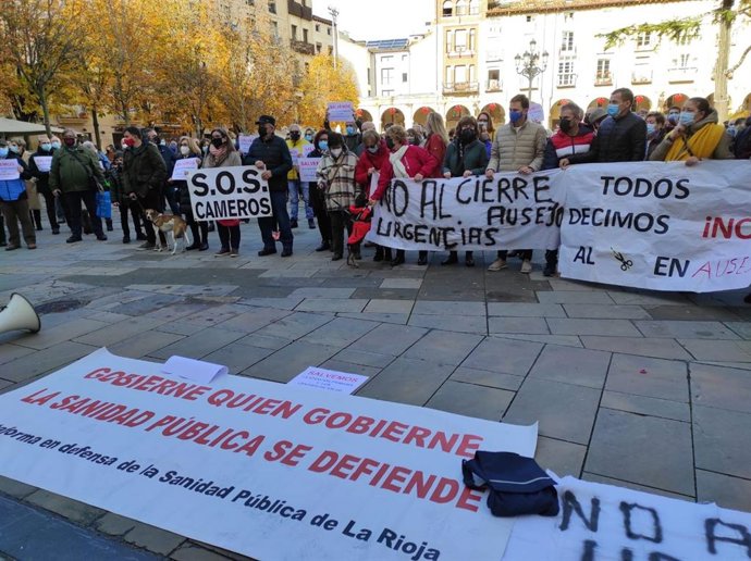 Concentración en defensa de la Atención Primaria