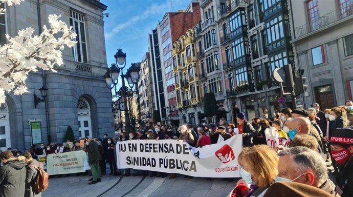 Movilización en Oviedo por la sanidad pública