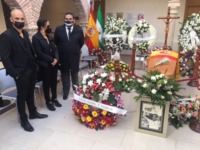 Capilla ardiente de Manolo Santana en Marbella