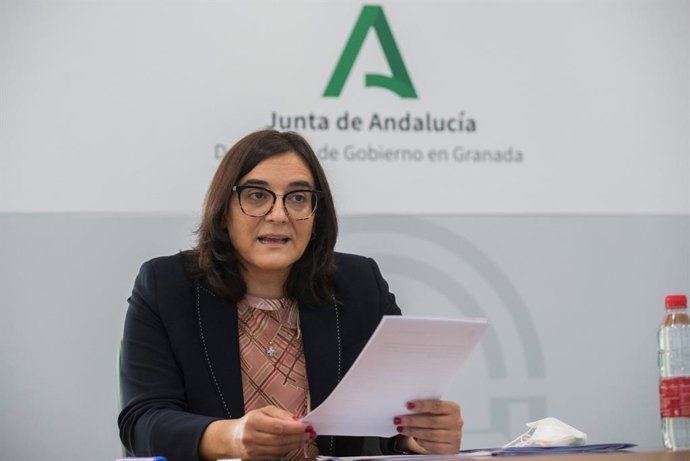 Archivo - La delegada de Agricultura de la Junta en Granada, María José Martín