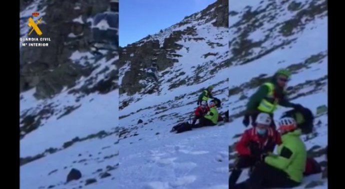 La Guardia Civil rescata a un hombre con el peroné y costillas rotas al precipitarse en el Moncayo (Zaragoza).