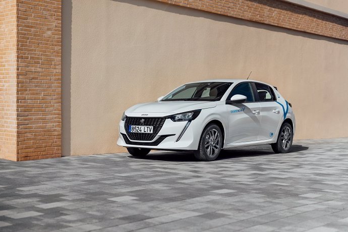 Share Now incorpora 200 nuevos Peugeot e-208 a su flota en Madrid