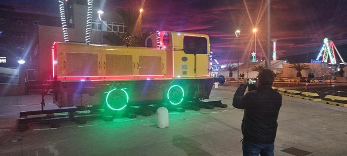 Iluminación de Navidad en el Puerto de Almería.