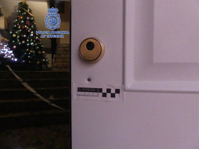 Disparo en la puerta de la casa