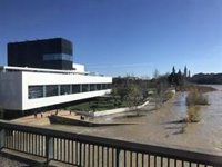 Zaragoza se prepara con 24 horas de antelación a la llegada de la punta de la crecida del Ebro, prevista este martes