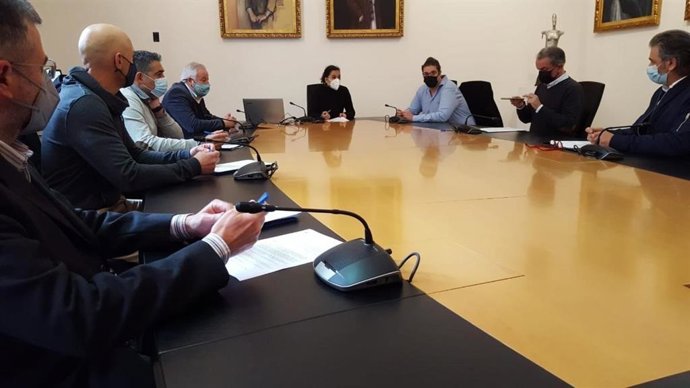 Firma de los convenios del Consell de Mallorca con cinco ayuntamientos de la isla.