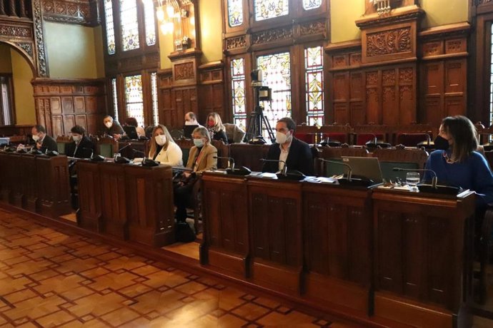 Comparecencia de la consejera de Educación, Lydia Espina, en la Junta General para informar sobre el proyecto de presupuestos de su departamento para 2022