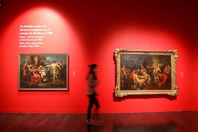 Conferencias, charlas, proyecciones y lecturas en el ciclo 'Visiones de guerra, visiones de paz' en el Museo Ruso Málaga