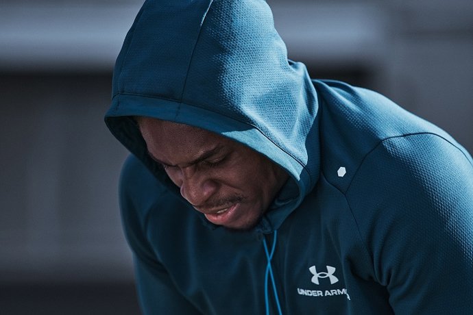 Under Armour invita a aprovechar el poder del entrenamiento en frío.