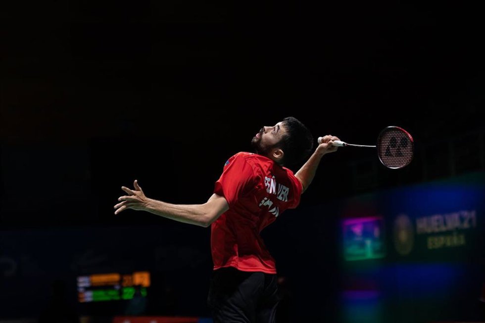 Kike Peñalver durante su primer partido del Mudial de Bádminton de Huelva