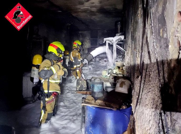 Incendio en nave industrial