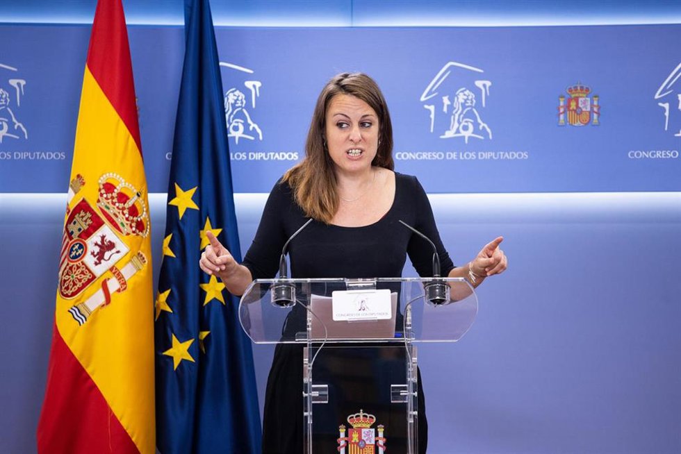 Archivo - La portavoz de la CUP en el Congreso, Mireia Vehí, interviene en una rueda de prensa anterior a una Junta de Portavoces en el Congreso de los Diputados, a 19 de octubre de 2021, en Madrid, (España).